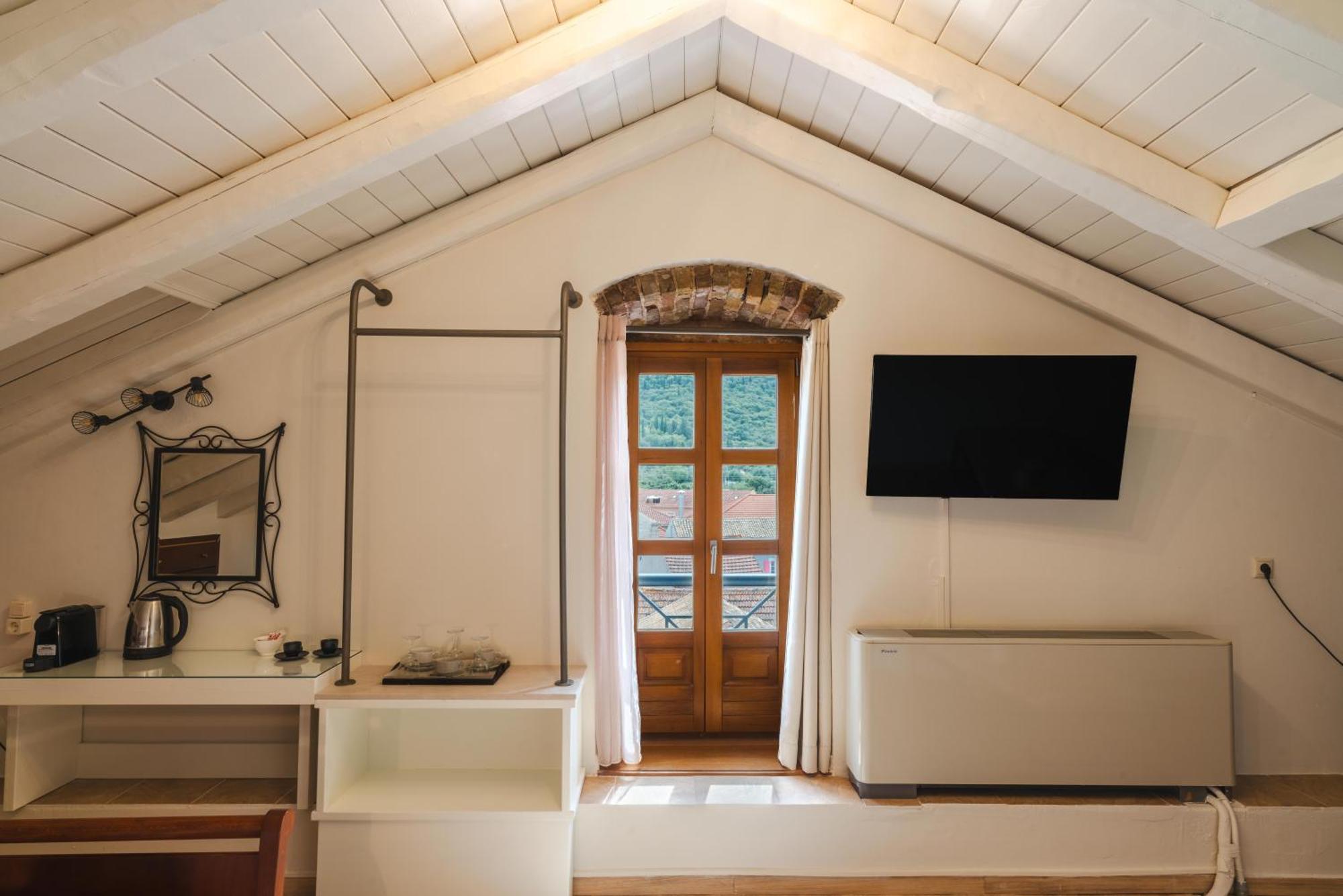 Authentic Suites In Fiscardo Fiskardo Exterior photo