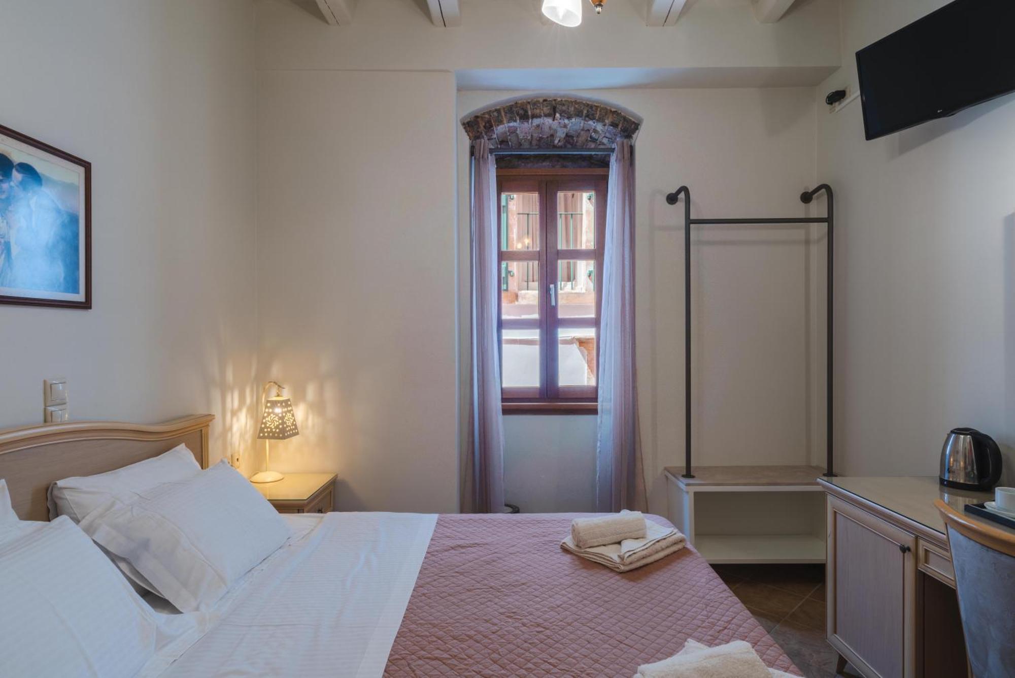 Authentic Suites In Fiscardo Fiskardo Exterior photo