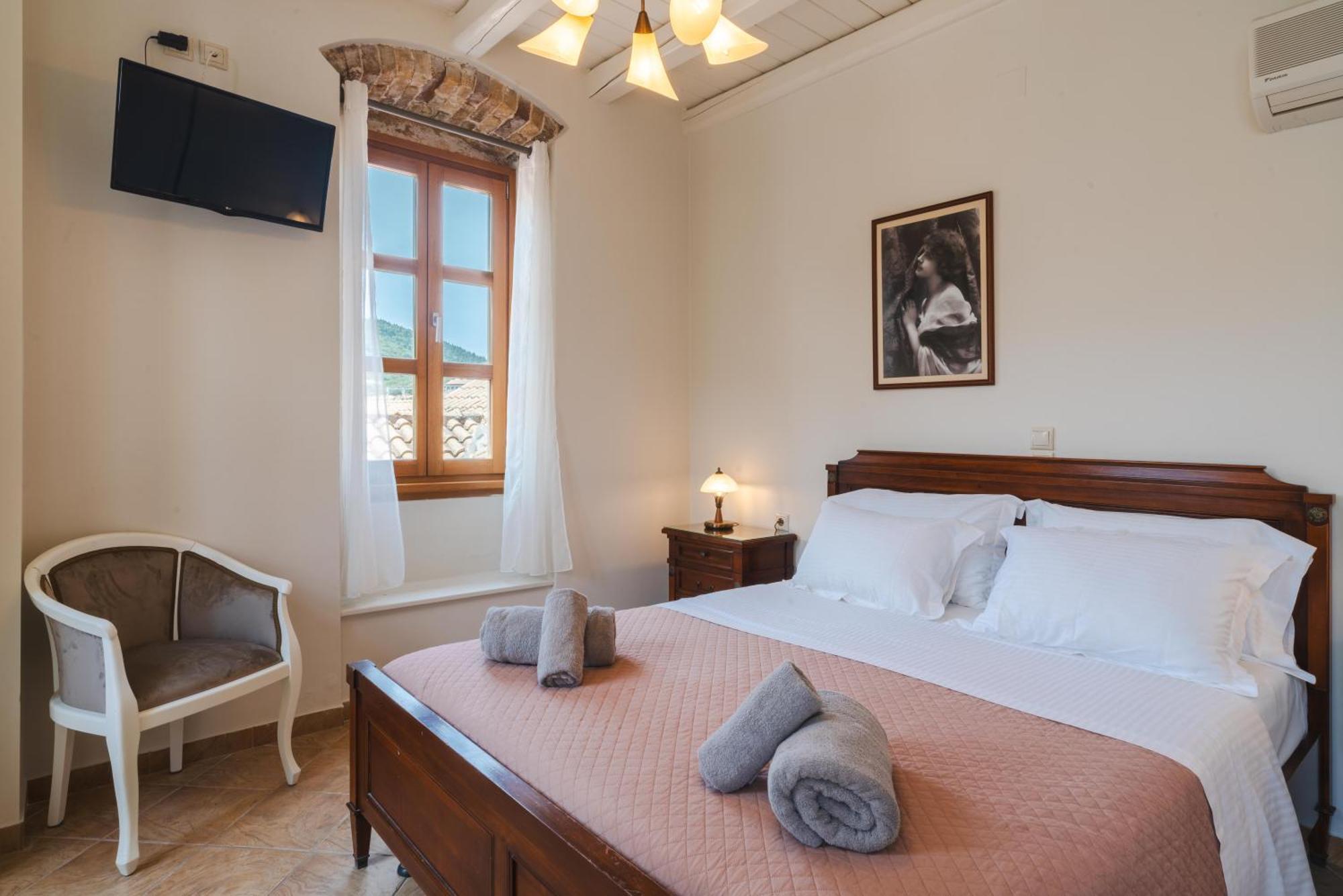 Authentic Suites In Fiscardo Fiskardo Exterior photo